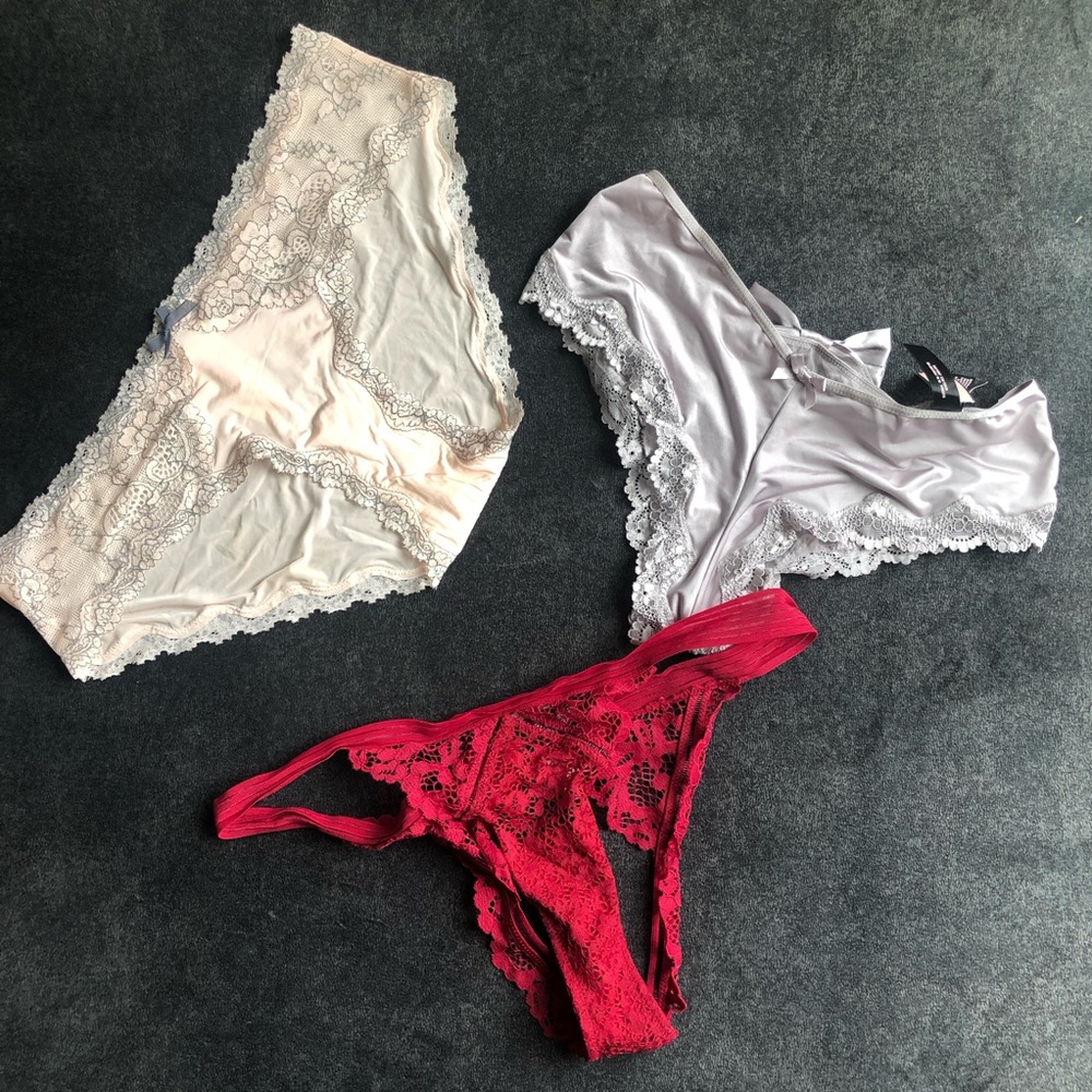 NWT - Set of 3 Victoria Secret Panties - Size M